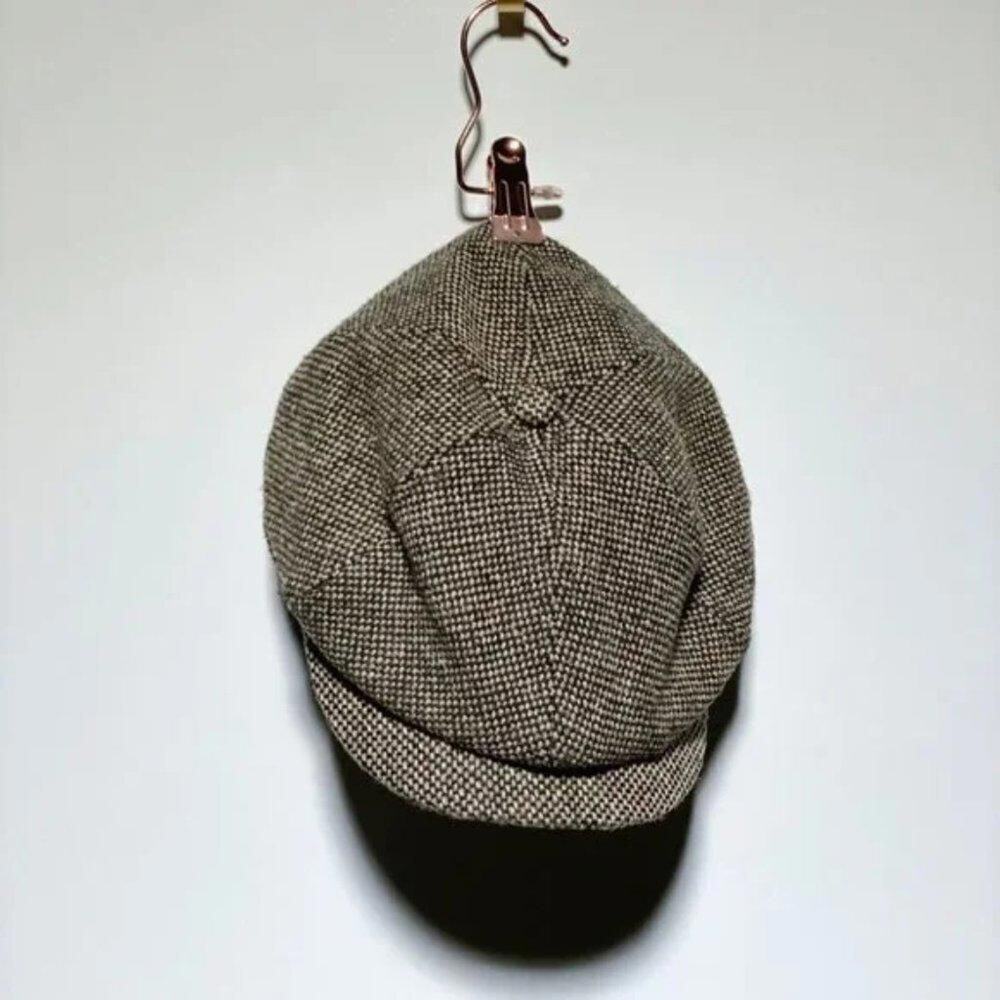 Classic Houndstooth Newsboy Cap